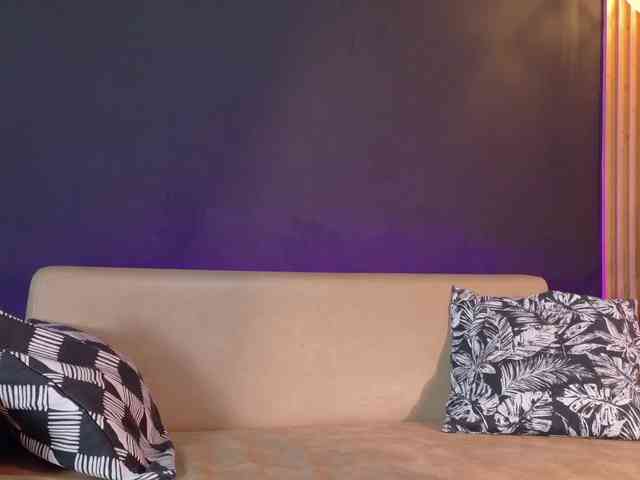 sofia-ebony webcam