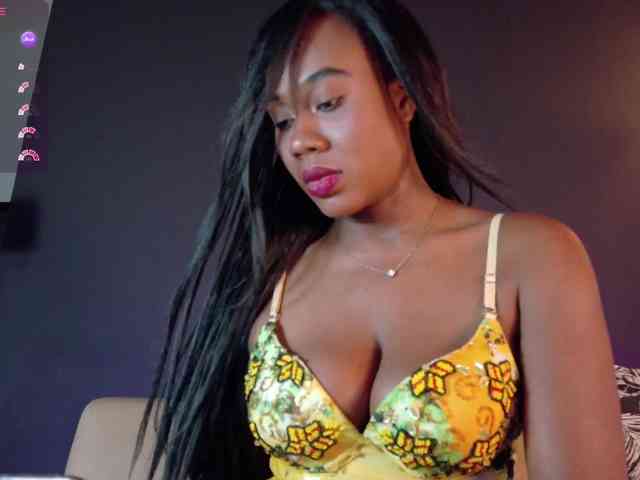 sofia-ebony webcam
