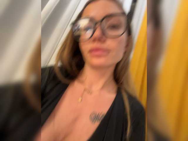 go to chat with WILD-ANGEL777