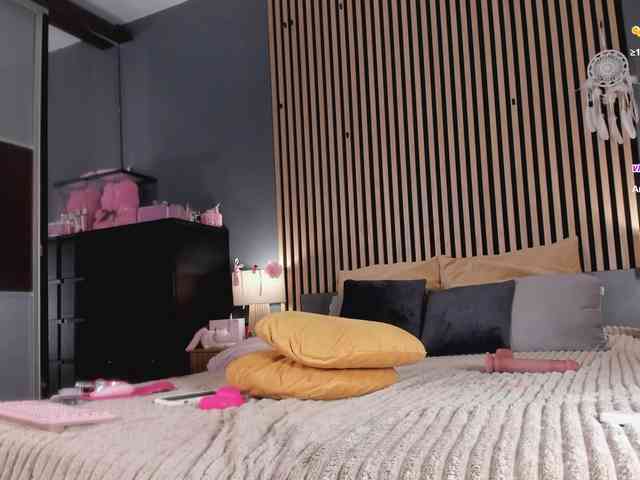 WILD-ANGEL777 webcam