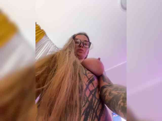 WILD-ANGEL777 webcam