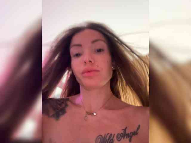 WILD-ANGEL777 webcam
