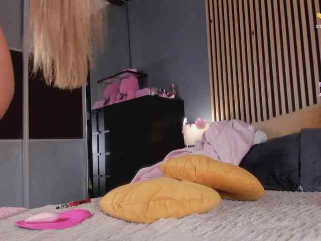 Wild-Angel777 Live Webcam on BongaCams