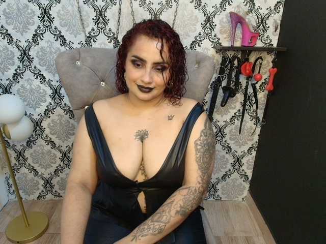 celeste04 live cam on BongaCams