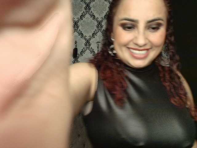 celeste04 live cam on BongaCams
