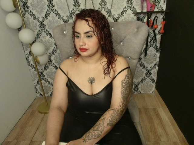 celeste04 live cam on BongaCams