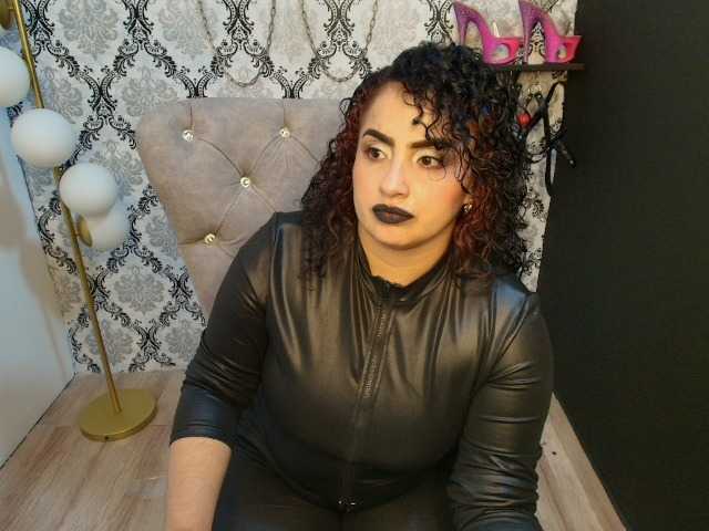 celeste04 live cam on BongaCams