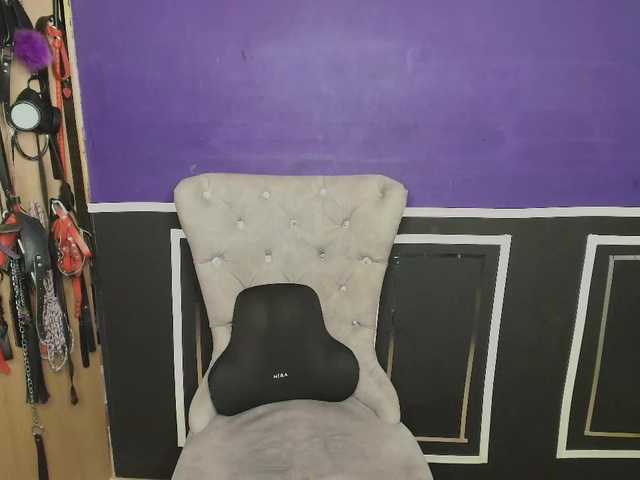 celeste04 live cam on BongaCams