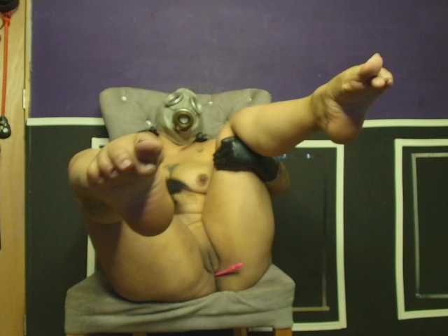 celeste04 live cam on BongaCams
