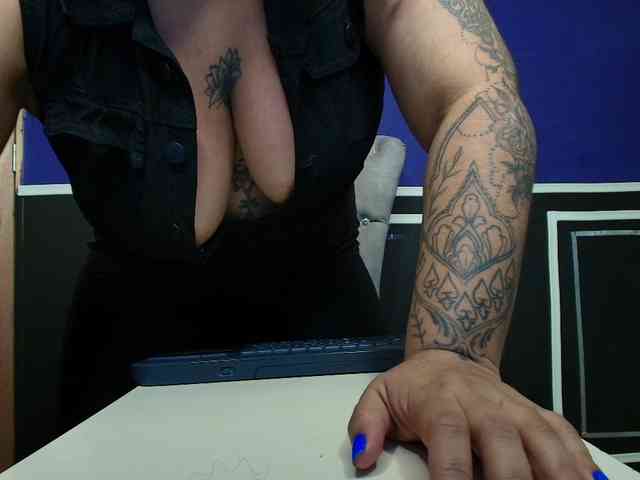 celestte_BDSM webcam