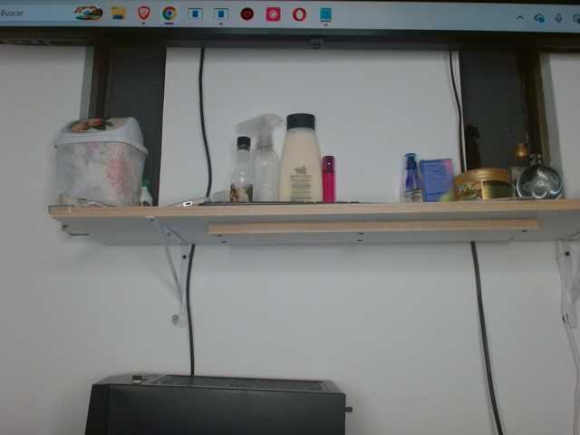 meli-jones69 live cam on BongaCams