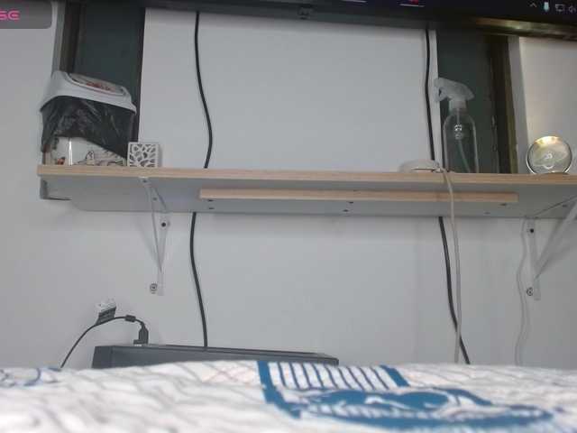 meli-jones69 live cam on BongaCams