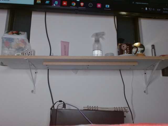 meli-jones69 live cam on BongaCams