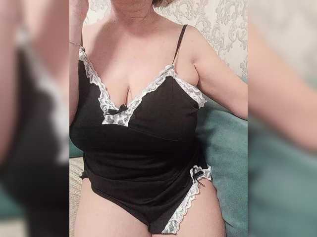 PAPILLON-S's BongaCams show and profile