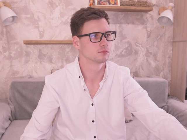 FluffyHat live cam on BongaCams