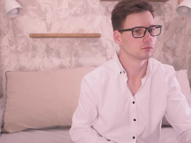 FluffyHat live cam on BongaCams
