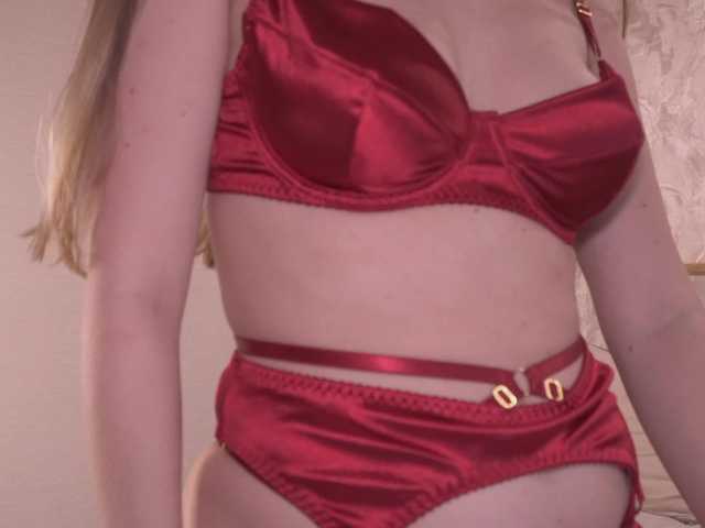 FluffyHat live cam on BongaCams