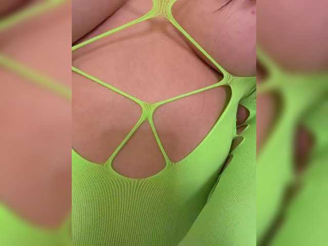 IvyMeliss webcam