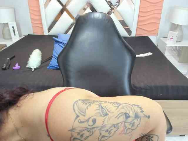 LauraRiley webcam