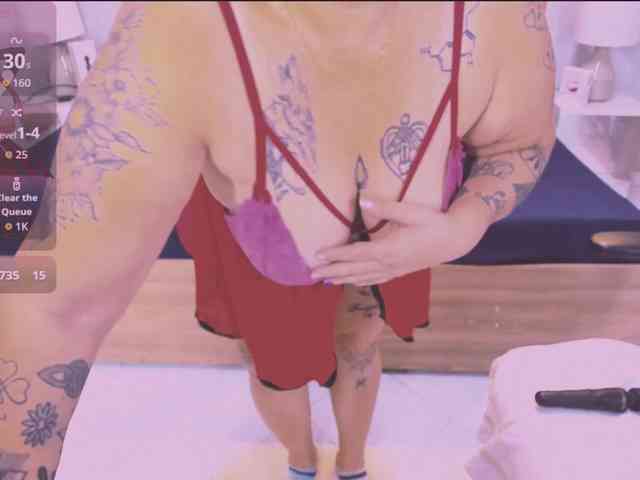LauraRiley webcam