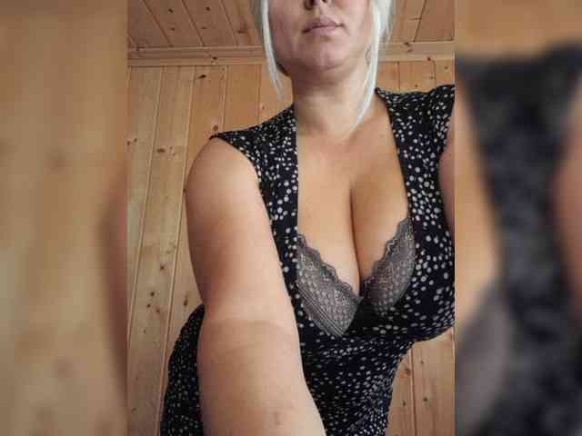 Ladyship Sex Cam Show