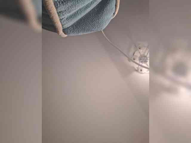 VyshlaZaVinom webcam