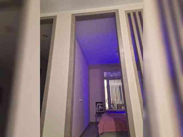 VyshlaZaVinom webcam