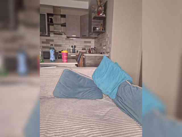 VyshlaZaVinom webcam