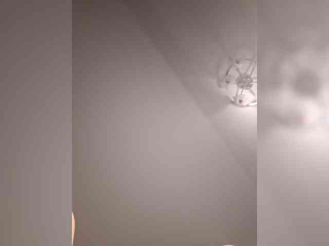 VyshlaZaVinom webcam