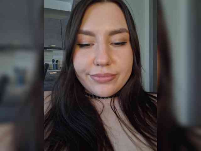 VyshlaZaVinom webcam