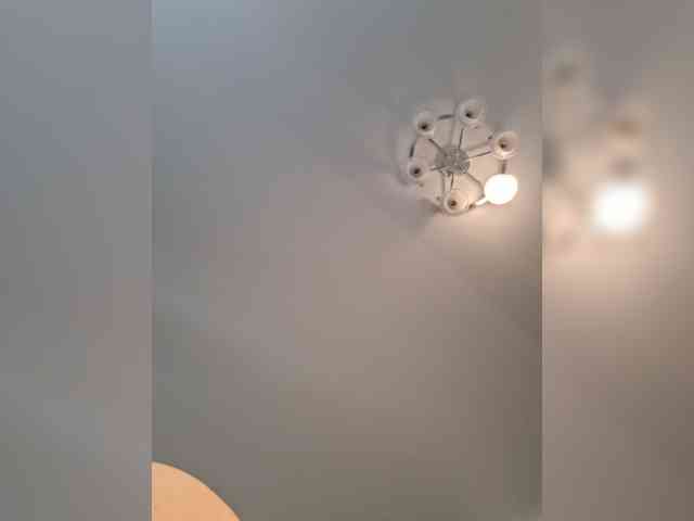 VyshlaZaVinom webcam