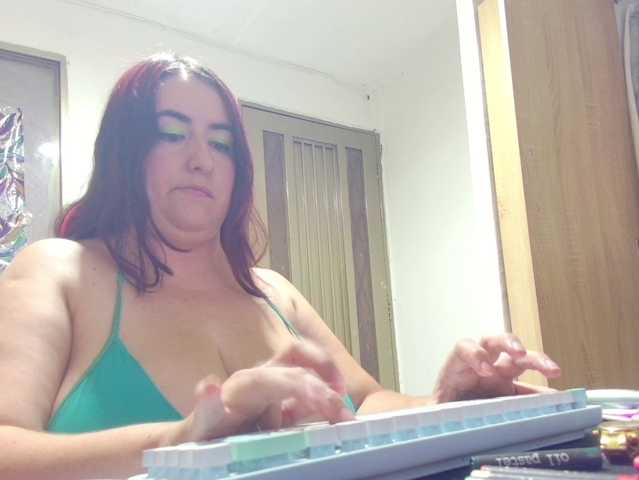 rosahills live cam on BongaCams