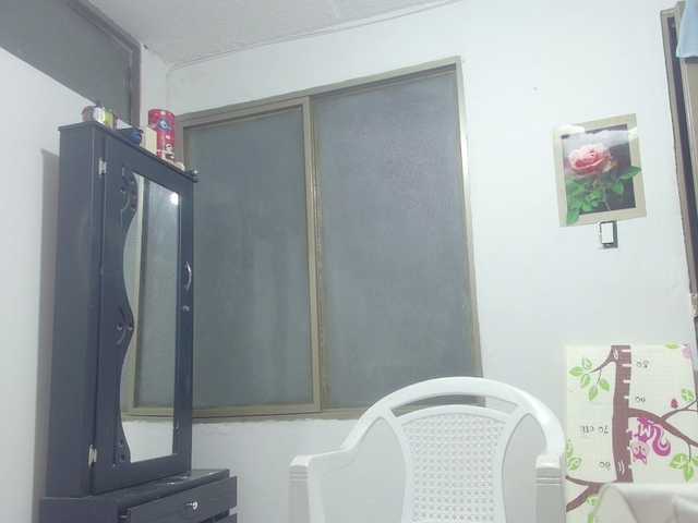 rosahills live cam on BongaCams
