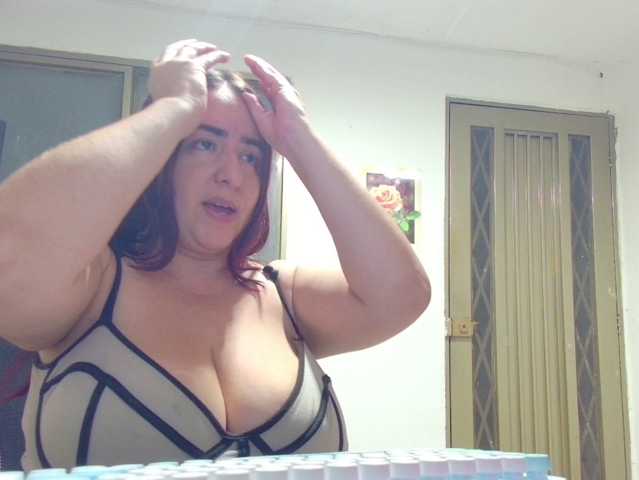 rosahills live cam on BongaCams