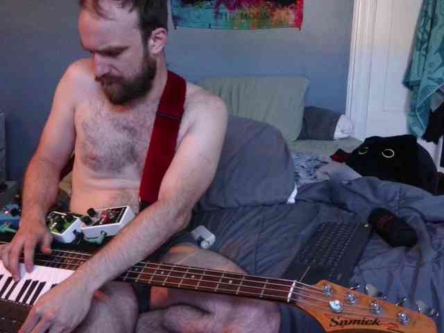 Hpluvscash Sex Cam Show