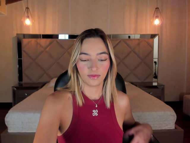 MelissaMoore live cam on BongaCams