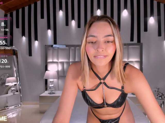 MelissaMoore live cam on BongaCams