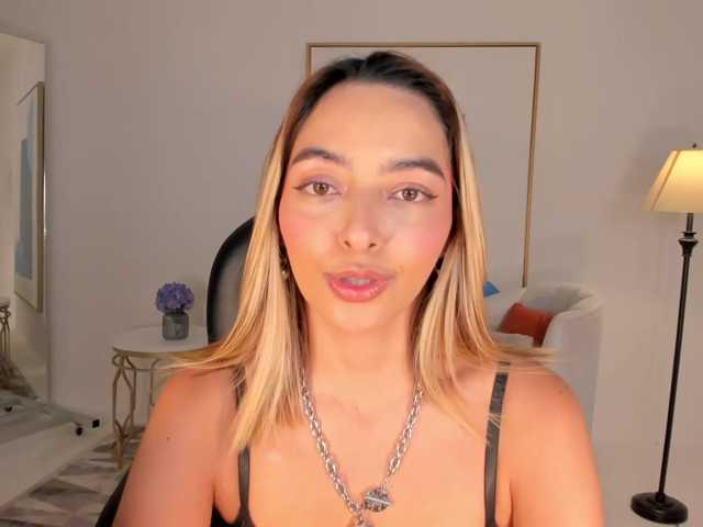MelissaMoore live cam on BongaCams