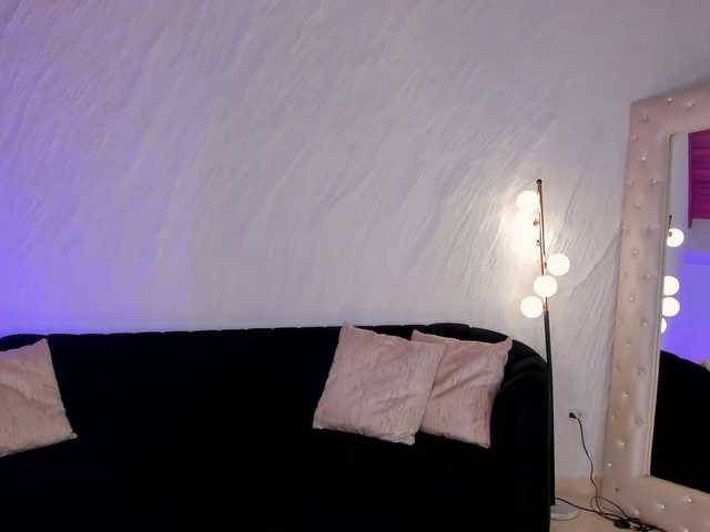 MelissaMoore live cam on BongaCams