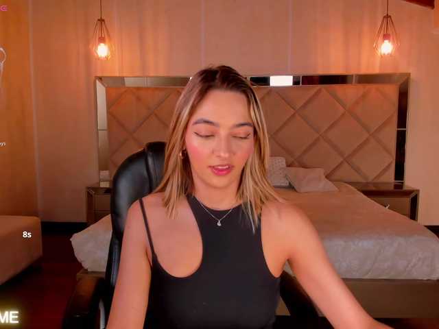 MelissaMoore live cam on BongaCams
