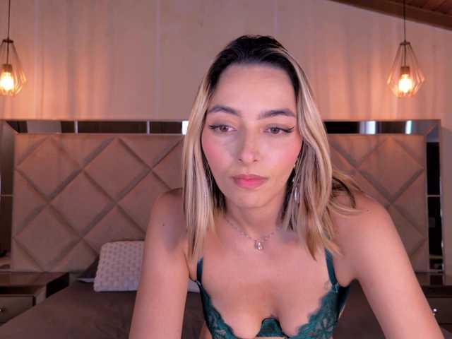 MelissaMoore live webcam show