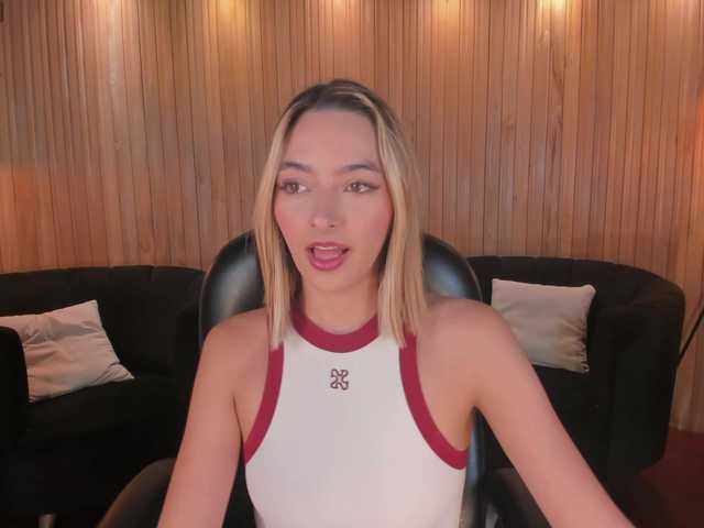 MelissaMoore live cam on BongaCams