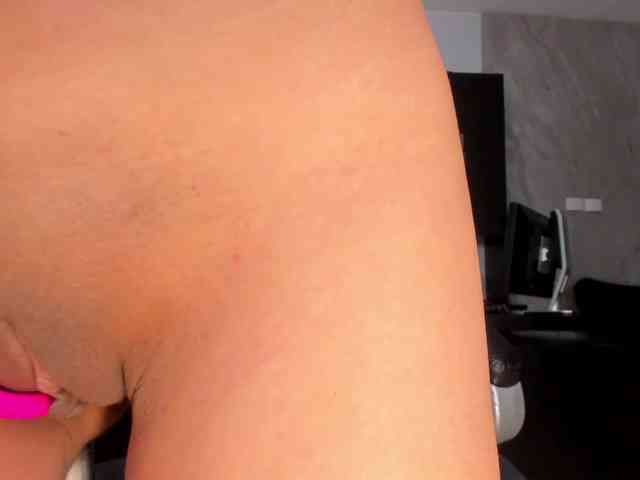 MelissaMoore webcam