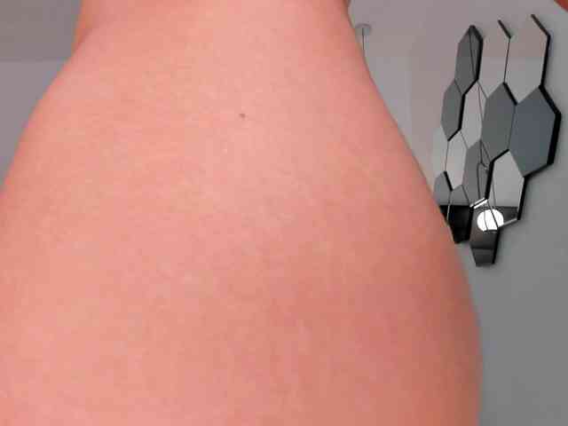 MelissaMoore webcam