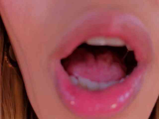 MelissaMoore webcam