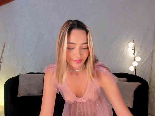 MelissaMoore webcam