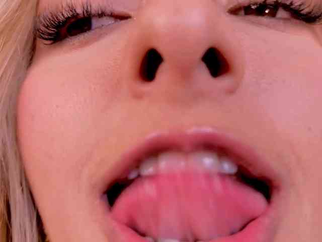 MelissaMoore webcam