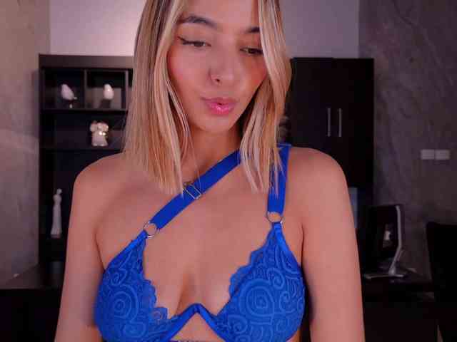 MelissaMoore webcam