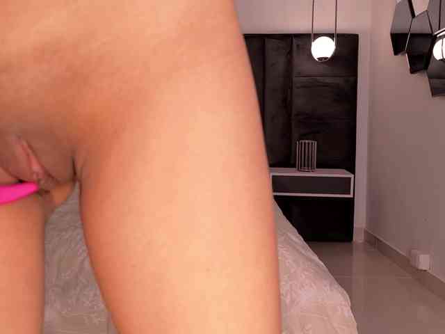 MelissaMoore webcam
