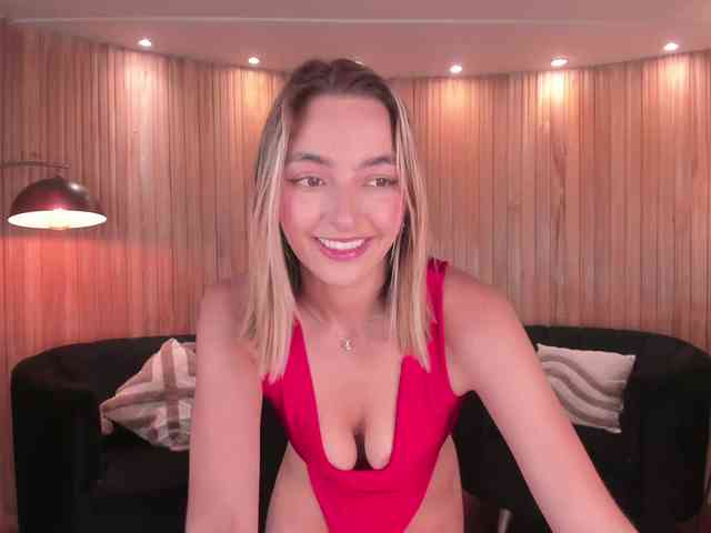 MelissaMoore webcam